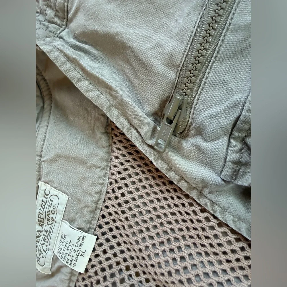 Vintage Banana Republic Safari & Travel Co. Hunting Fishing Khaki Vest Size XL